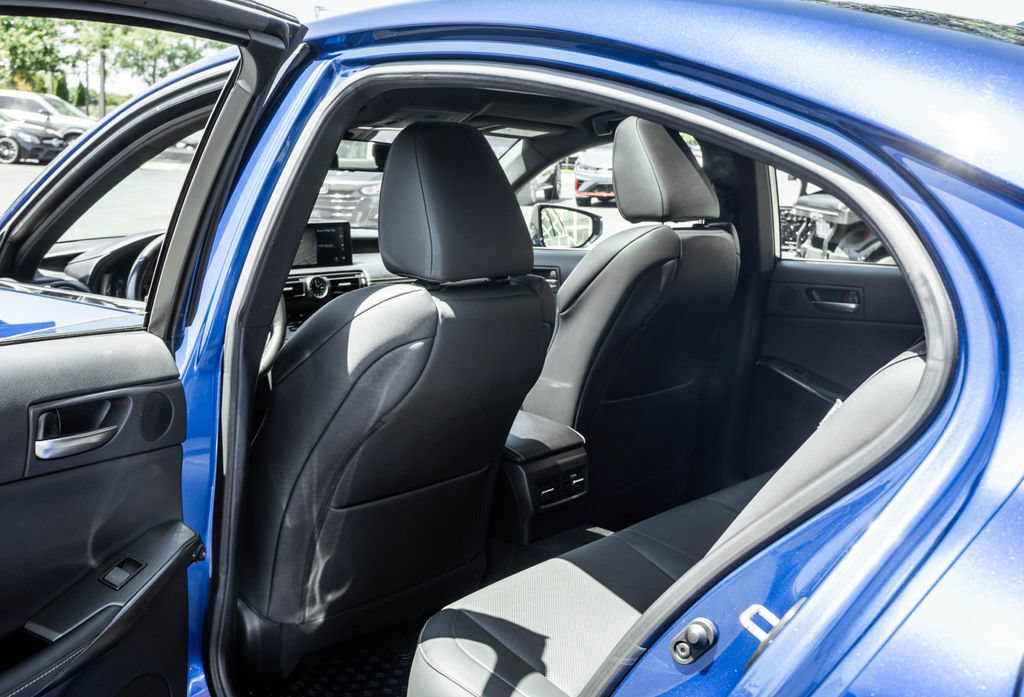 Used 2023 Lexus IS 350 F Sport AWD/4WD image 28