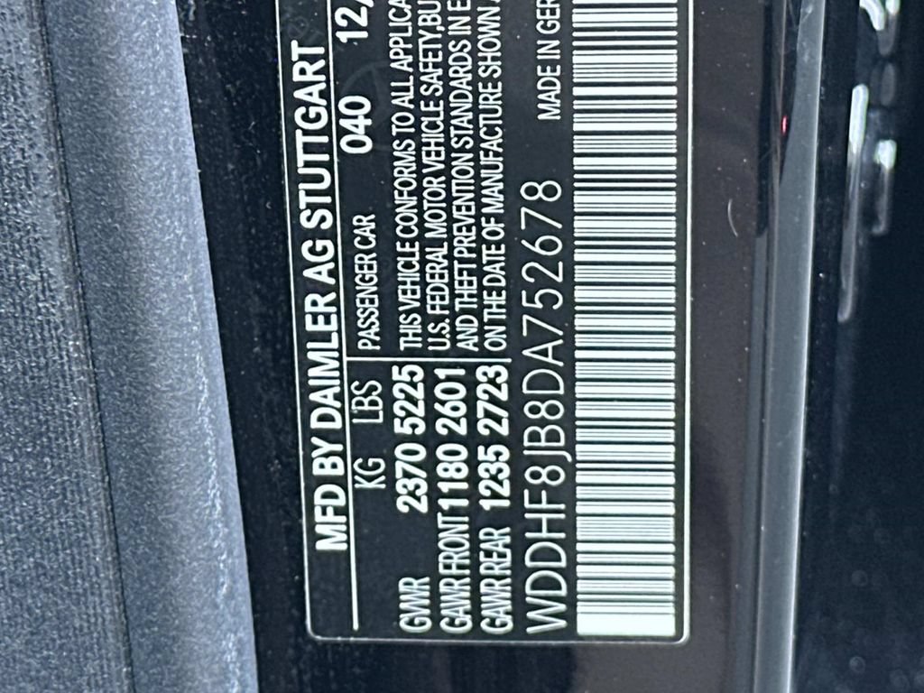 Used 2013 Mercedes-Benz E 350 4MATIC Sedan image 31