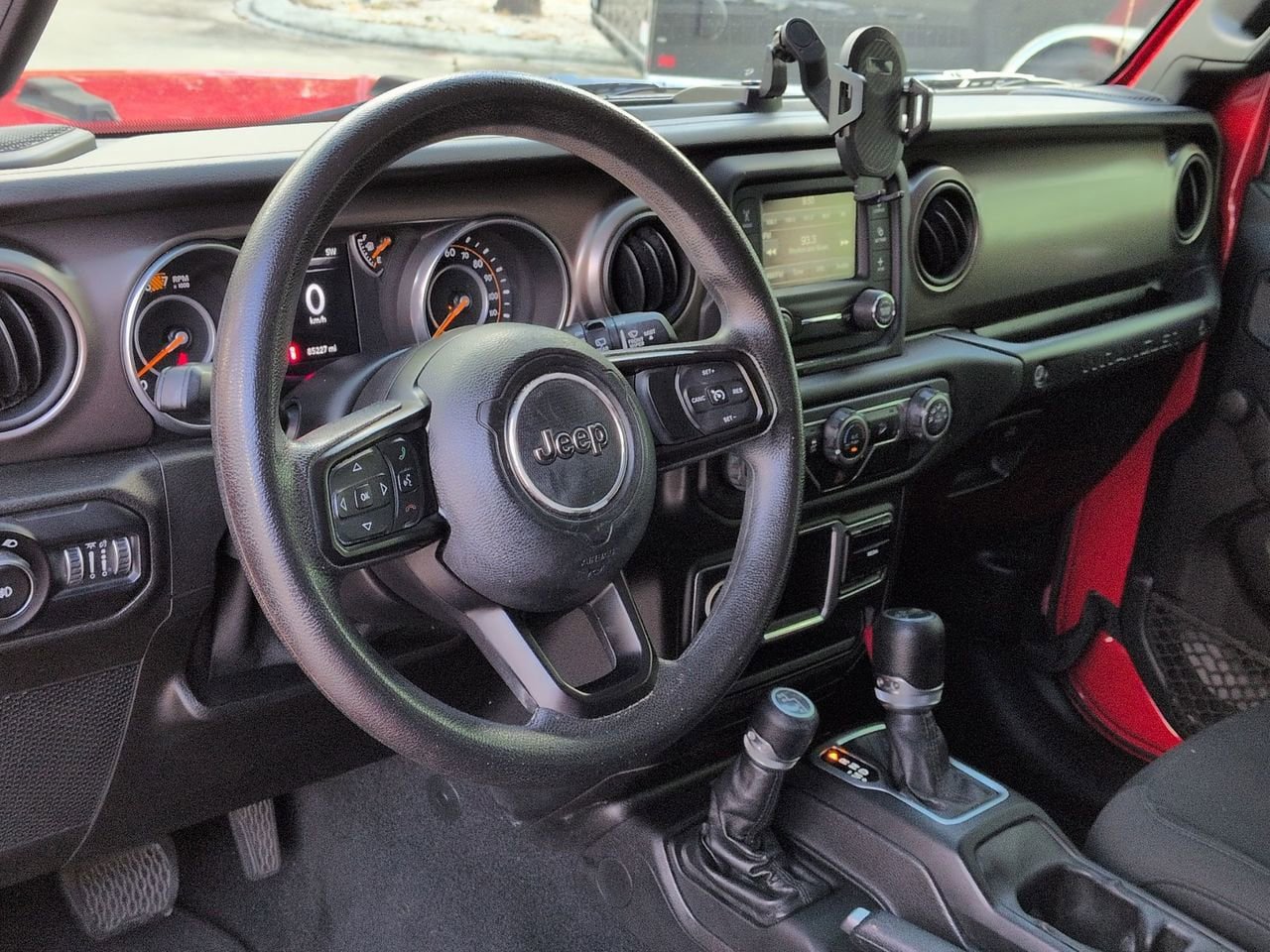 Used 2018 Jeep Wrangler Unlimited Sport AWD/4WD image 9