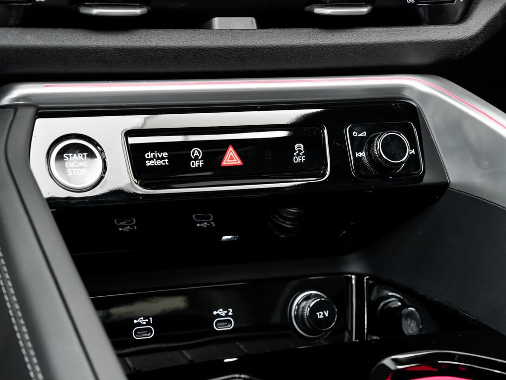 Certified 2025 Audi Q5 Prestige AWD/4WD image 16