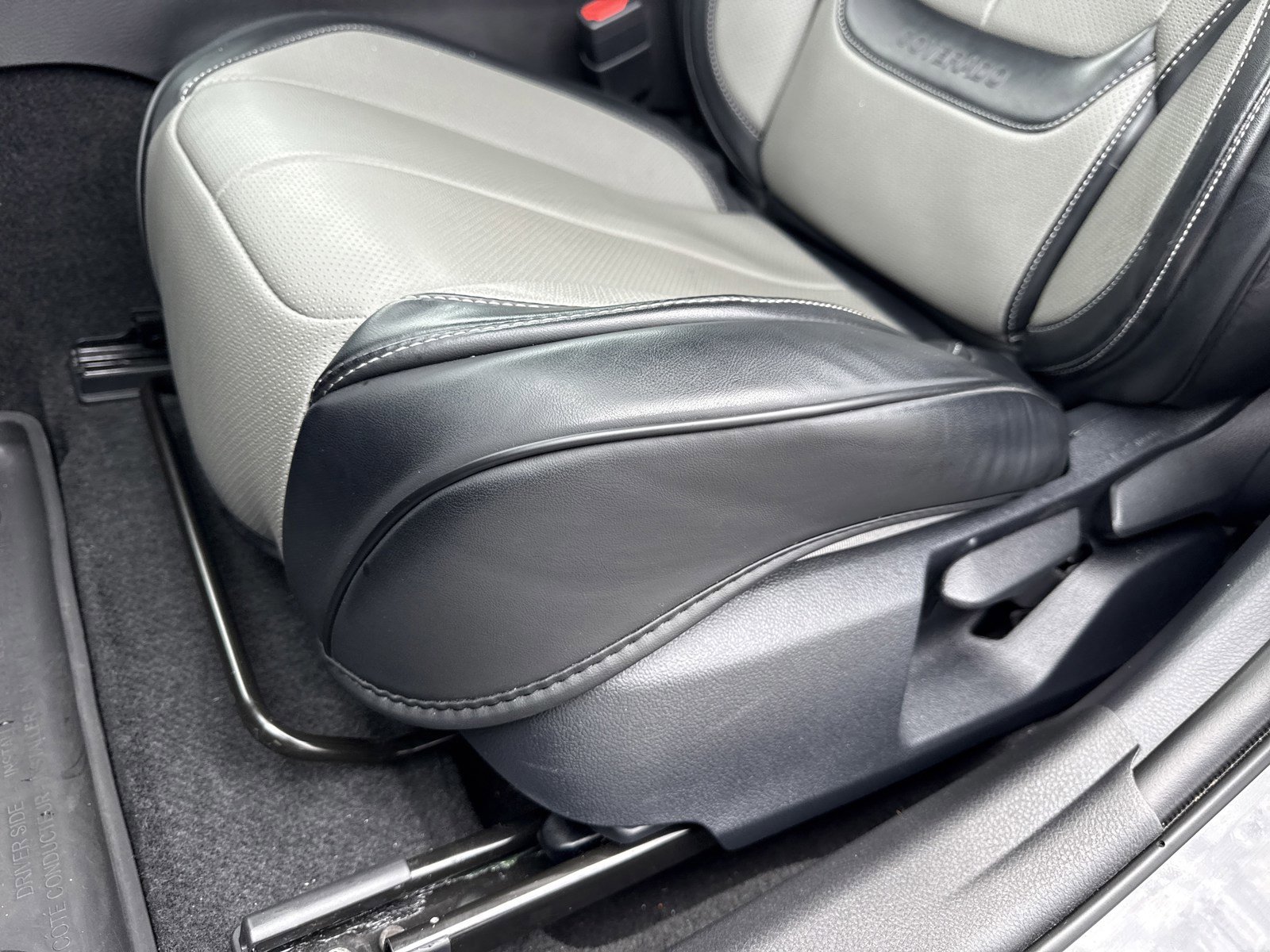 Used 2025 Toyota Camry LE FWD image 12