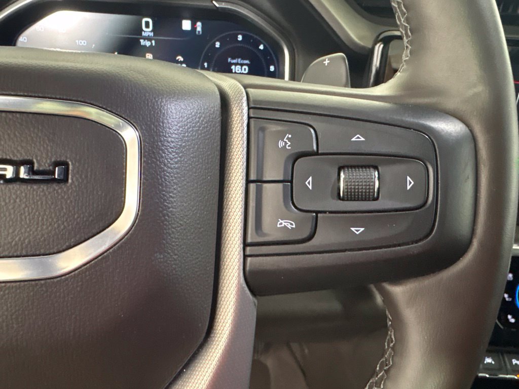 Used 2023 GMC Sierra 1500 Denali w/ Technology Package AWD/4WD image 19