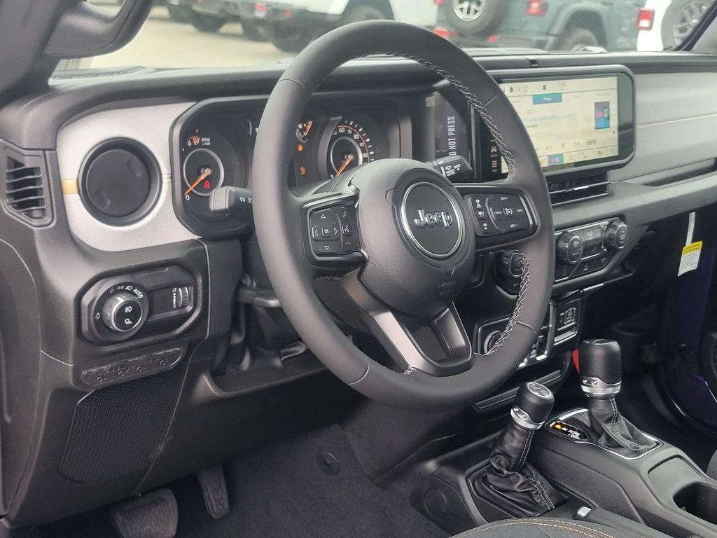 New 2026 Jeep Gladiator Sport AWD/4WD image 7