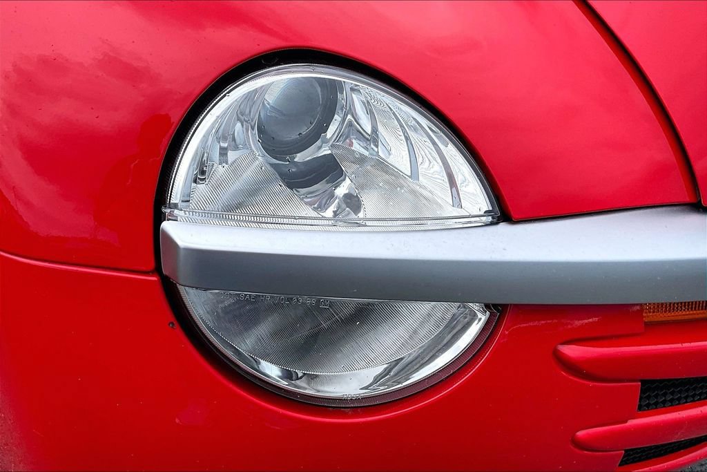 Used 2003 Chevrolet SSR w/ Preferred Equipment Group RWD image 30