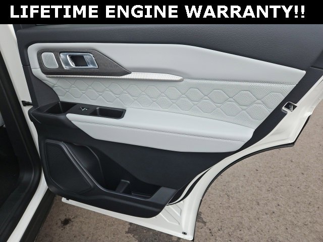 New 2026 Ford Explorer Platinum image 39