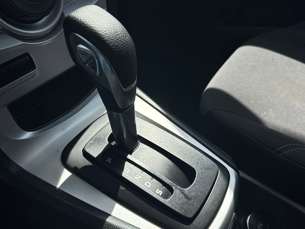 Used 2019 Ford Fiesta SE image 23