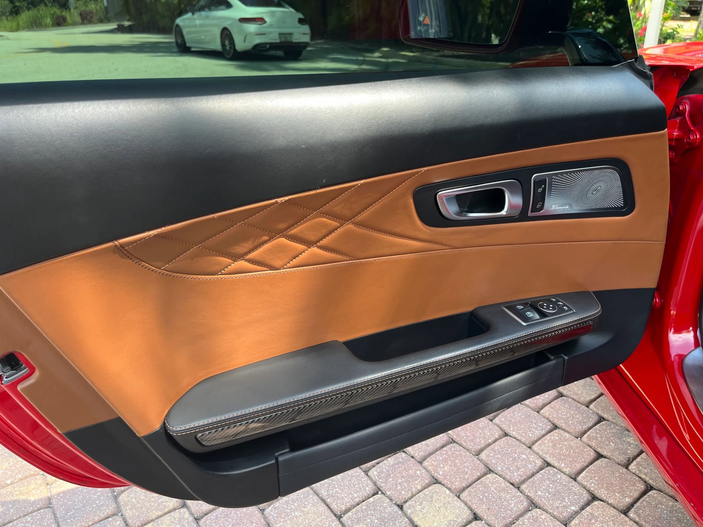 Used 2016 Mercedes-Benz AMG GT S image 14