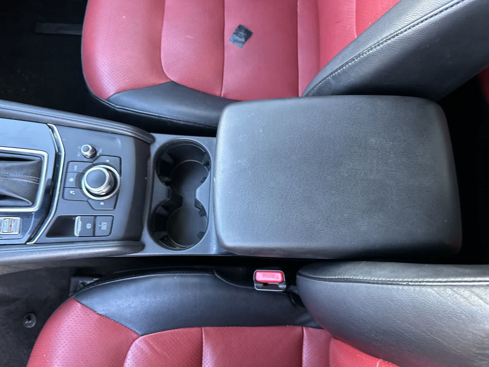 Used 2018 MAZDA CX-5 Touring w/ Preferred Equipment Package FWD image 21