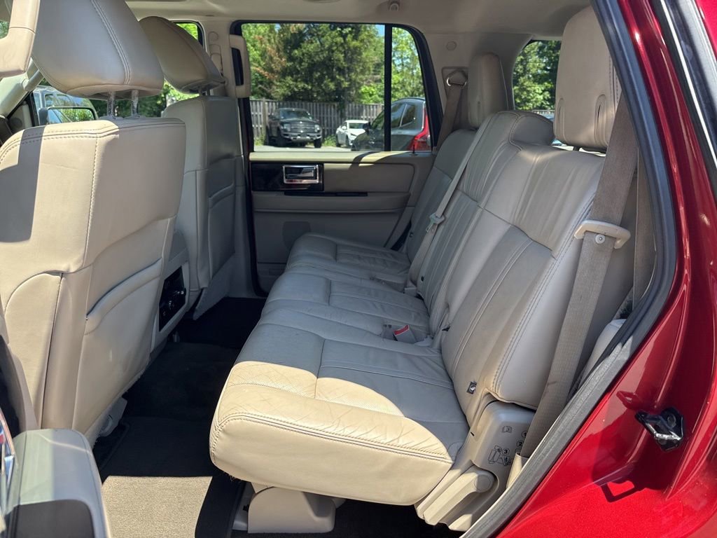 Used 2016 Lincoln Navigator Select AWD/4WD image 44
