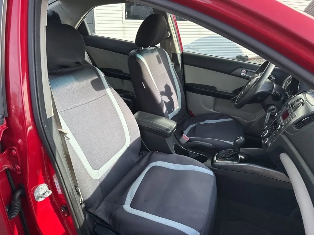 Used 2013 Kia Forte EX w/ Fuel Economy Pkg image 12
