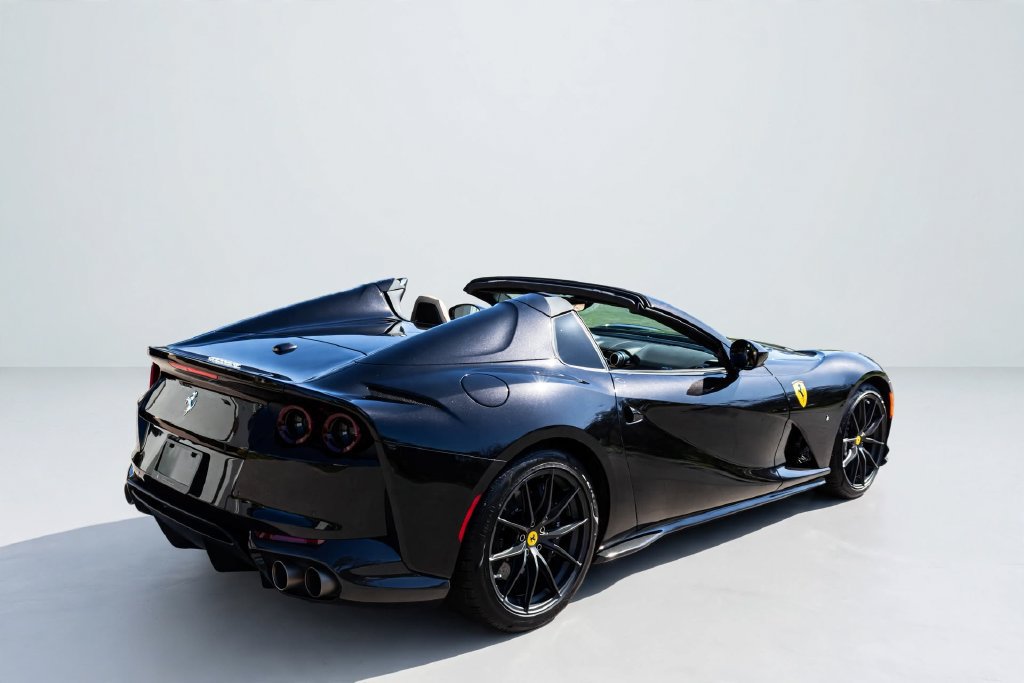 Certified 2021 Ferrari 812 GTS RWD image 2