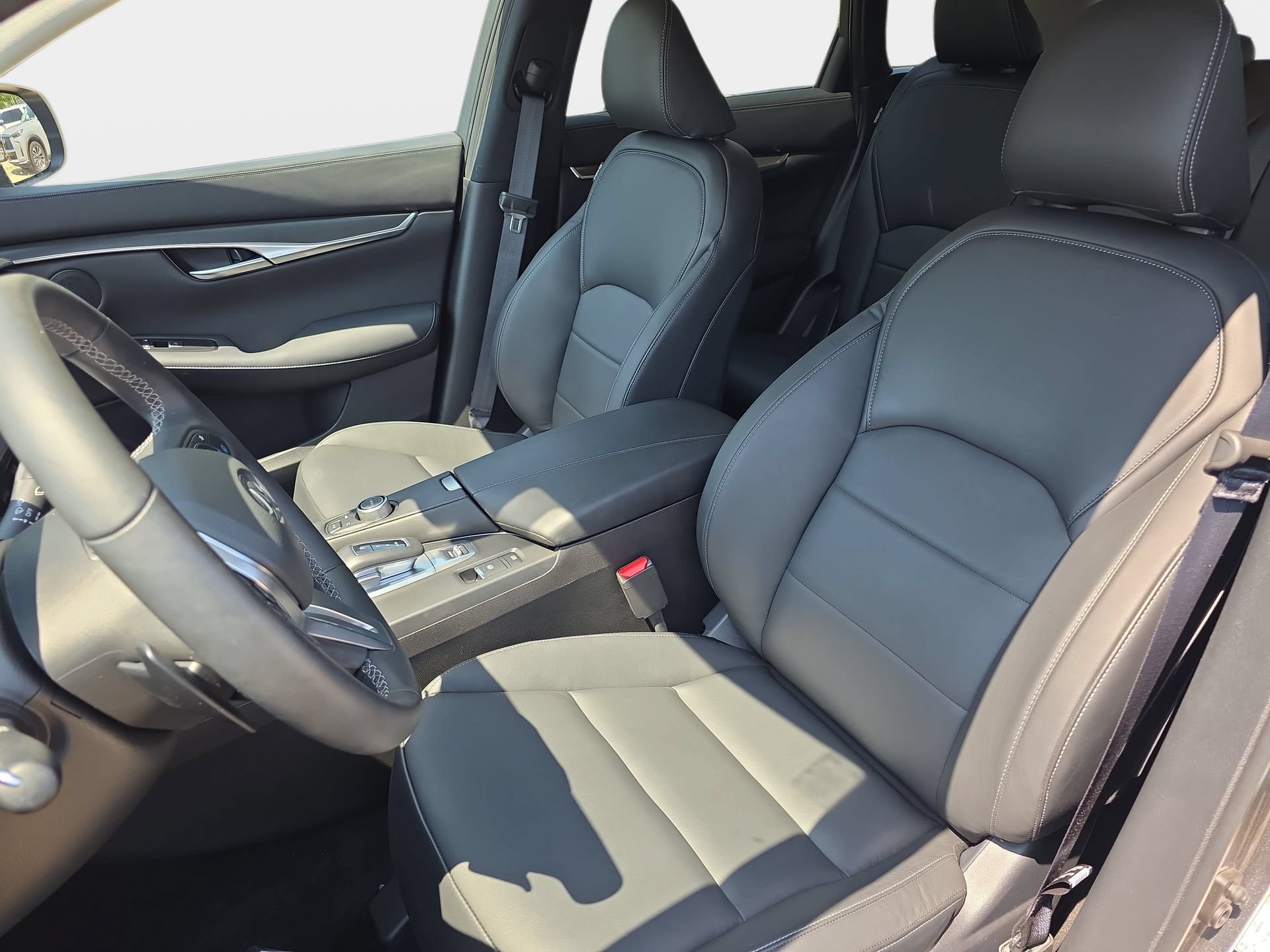 Certified 2025 INFINITI QX50 Pure AWD/4WD image 15