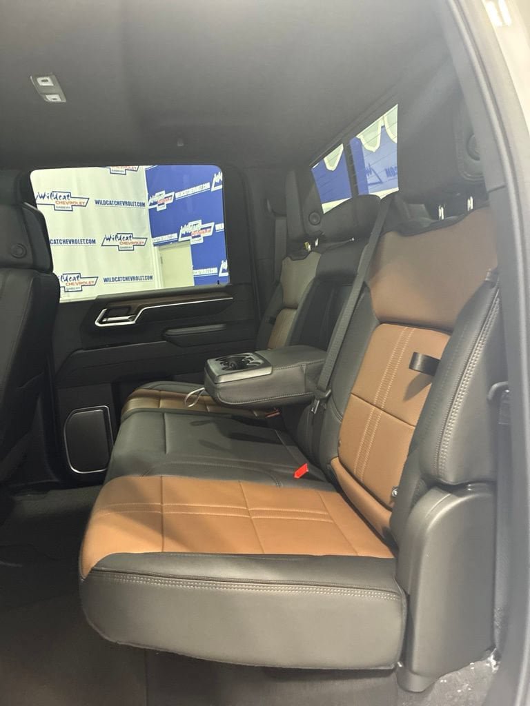 New 2026 Chevrolet Silverado 2500 High Country w/ High Country Premium Package AWD/4WD image 46