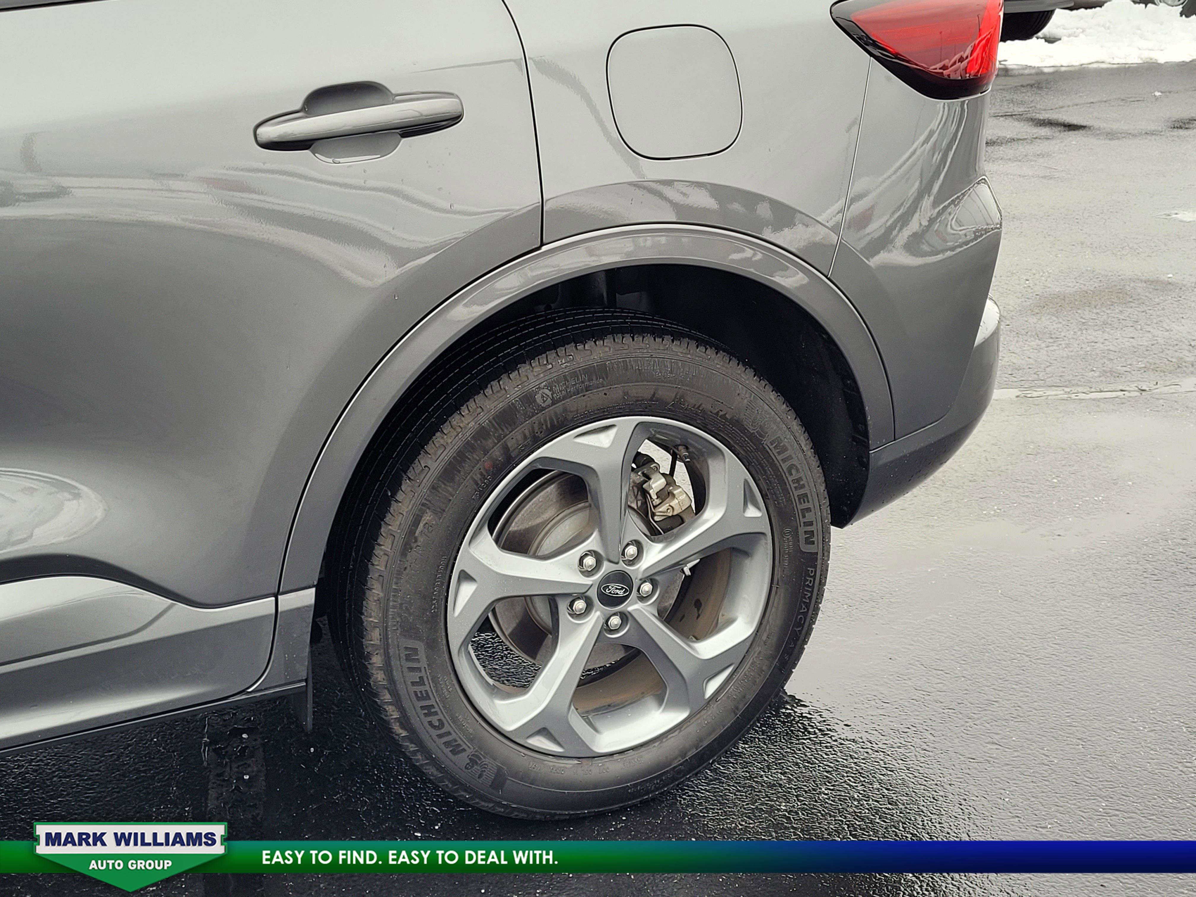 Used 2024 Ford Escape ST-Line Select w/ Tech Pack #2 image 10