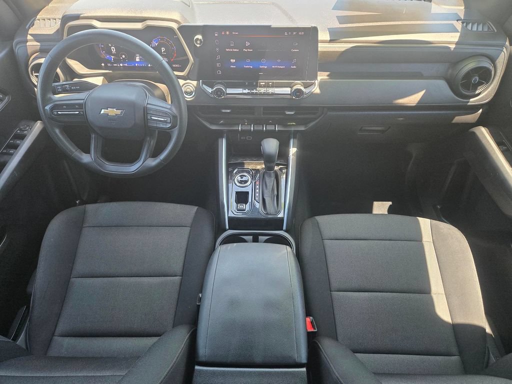 Used 2025 Chevrolet Colorado W/T AWD/4WD image 8