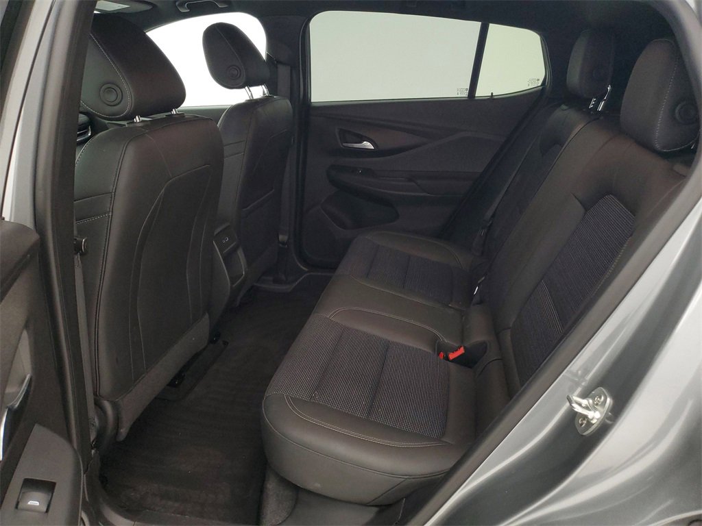 Used 2025 Buick Envista Preferred image 23