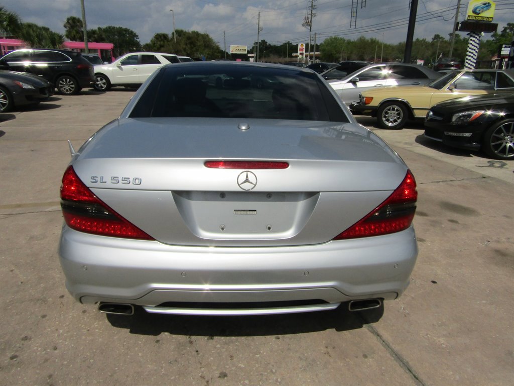 Used 2012 Mercedes-Benz SL 550 w/ SL Wheel Pkg image 6