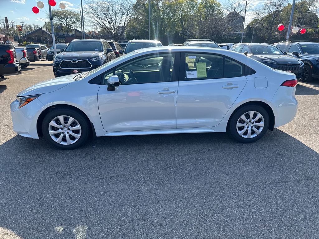 New 2026 Toyota Corolla LE FWD image 4