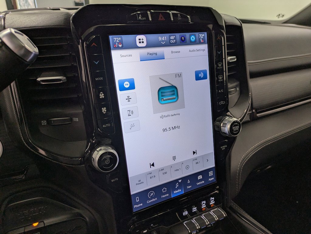 Used 2024 RAM 2500 Limited image 12