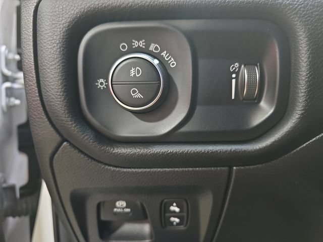 Used 2022 RAM 1500 Big Horn AWD/4WD image 27