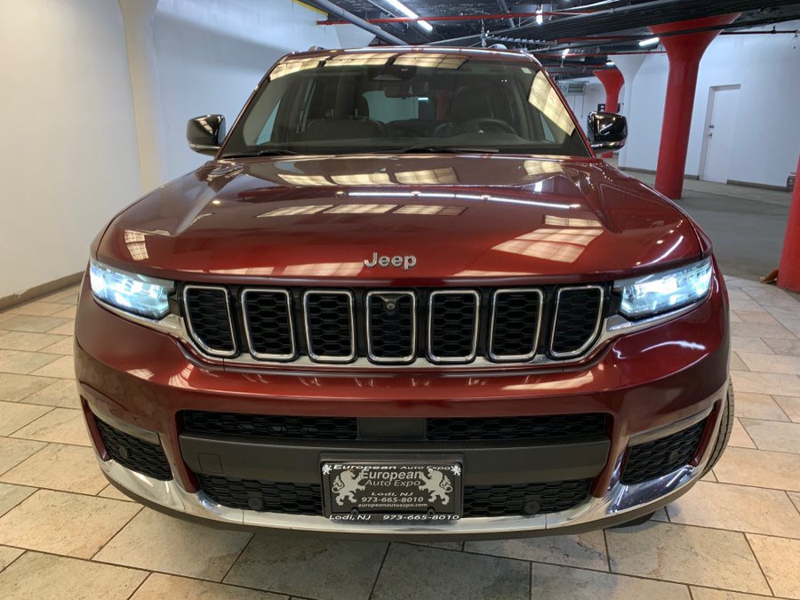 Used 2022 Jeep Grand Cherokee L Limited w/ Luxury Tech Group II AWD/4WD image 4