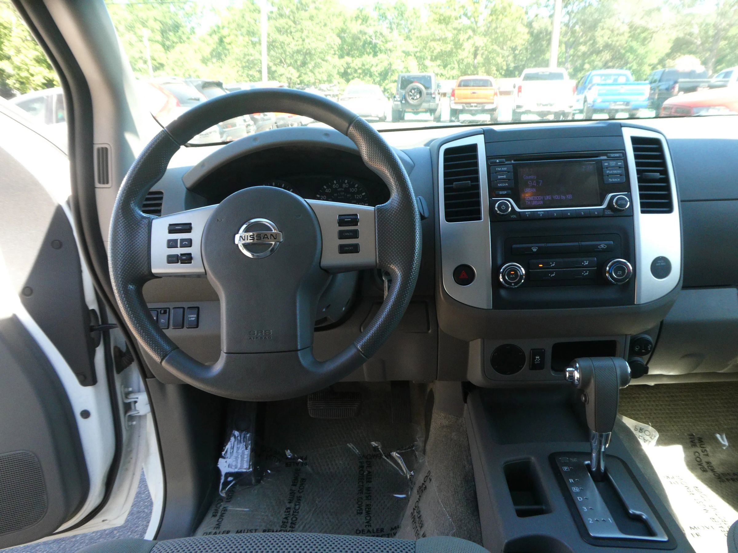 Used 2018 Nissan Frontier SV RWD image 12