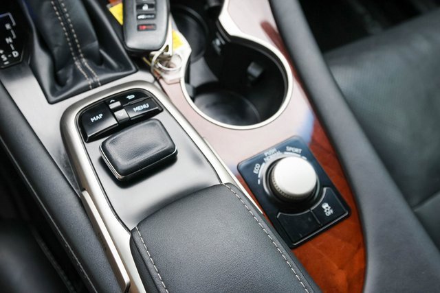 Used 2019 Lexus RX 350L FWD image 24