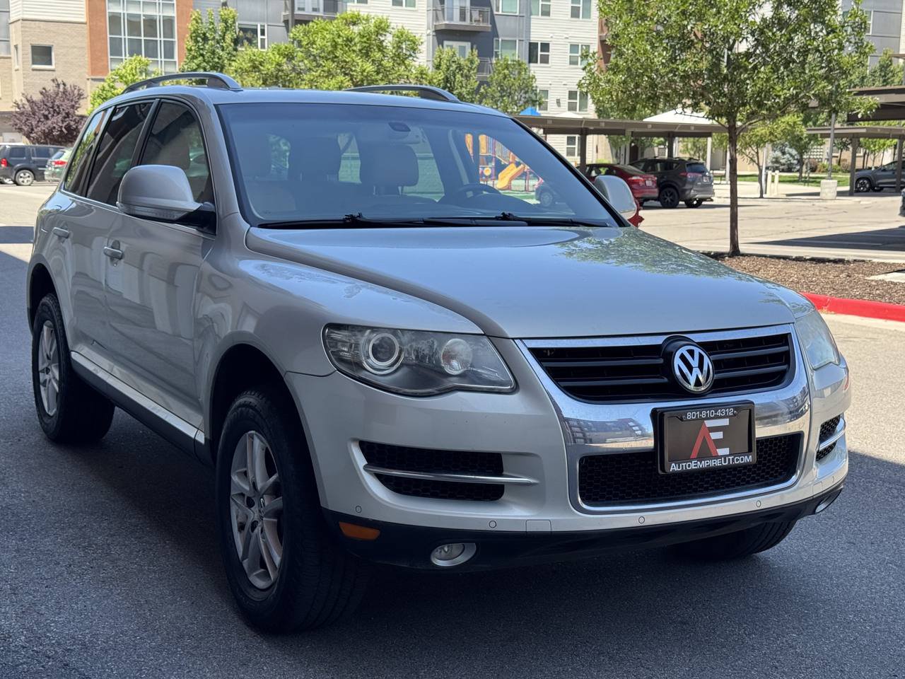Used 2008 Volkswagen Touareg V6 AWD/4WD image 6