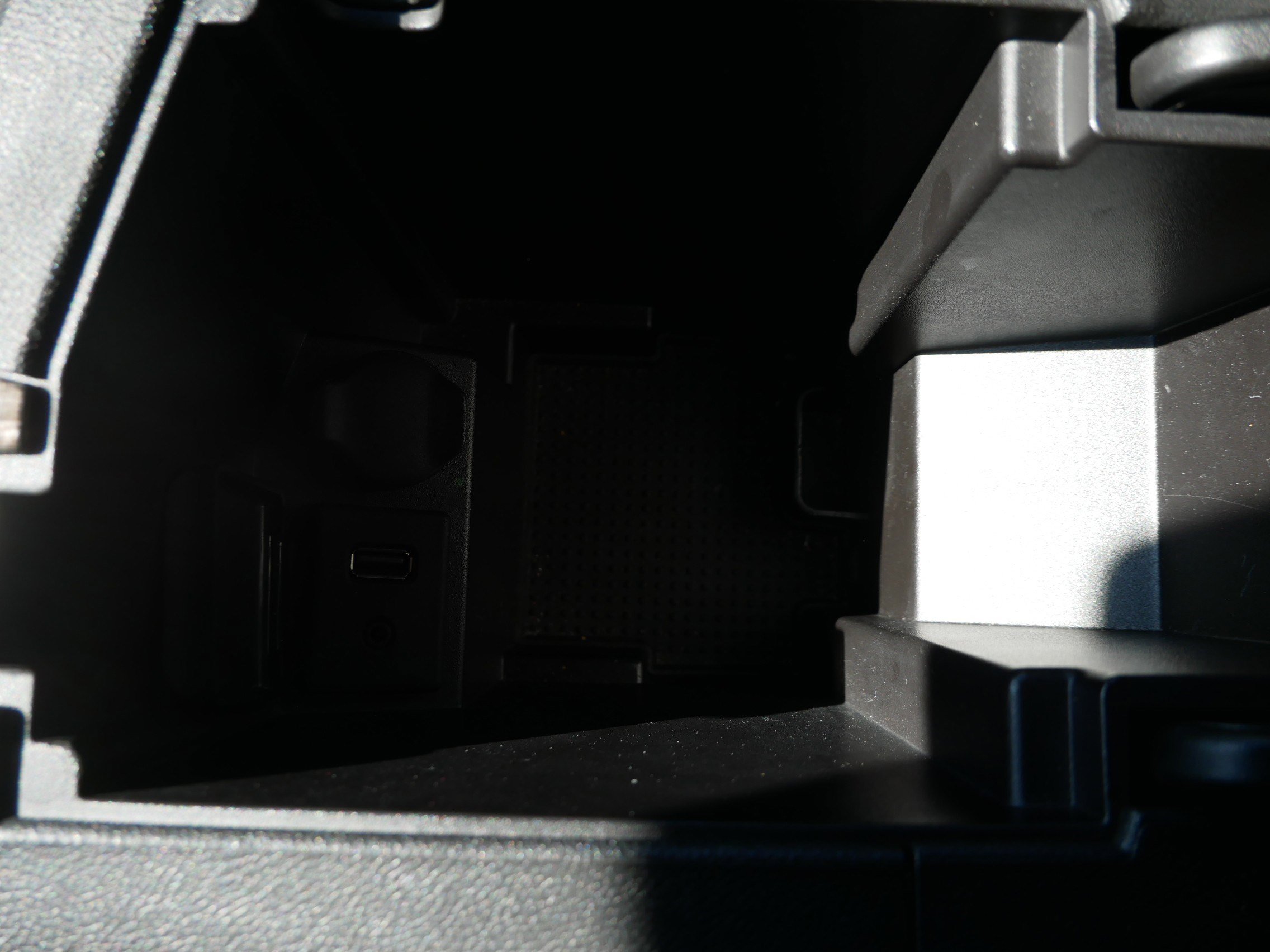 Used 2016 Chevrolet Malibu LT image 30