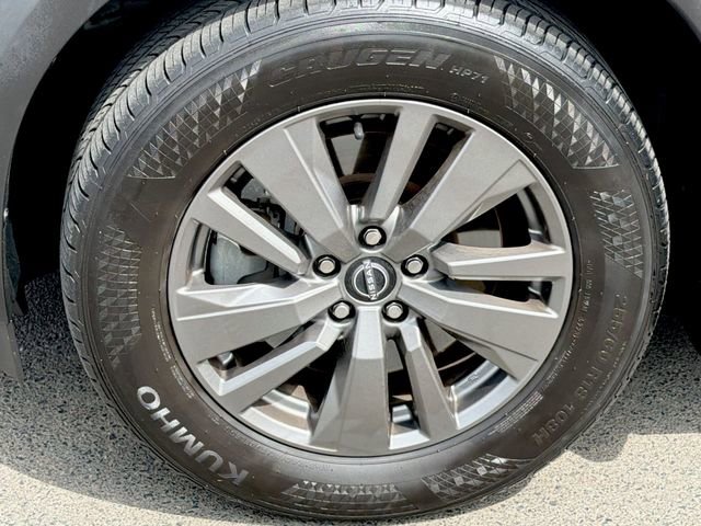 Used 2024 Nissan Pathfinder SV image 16