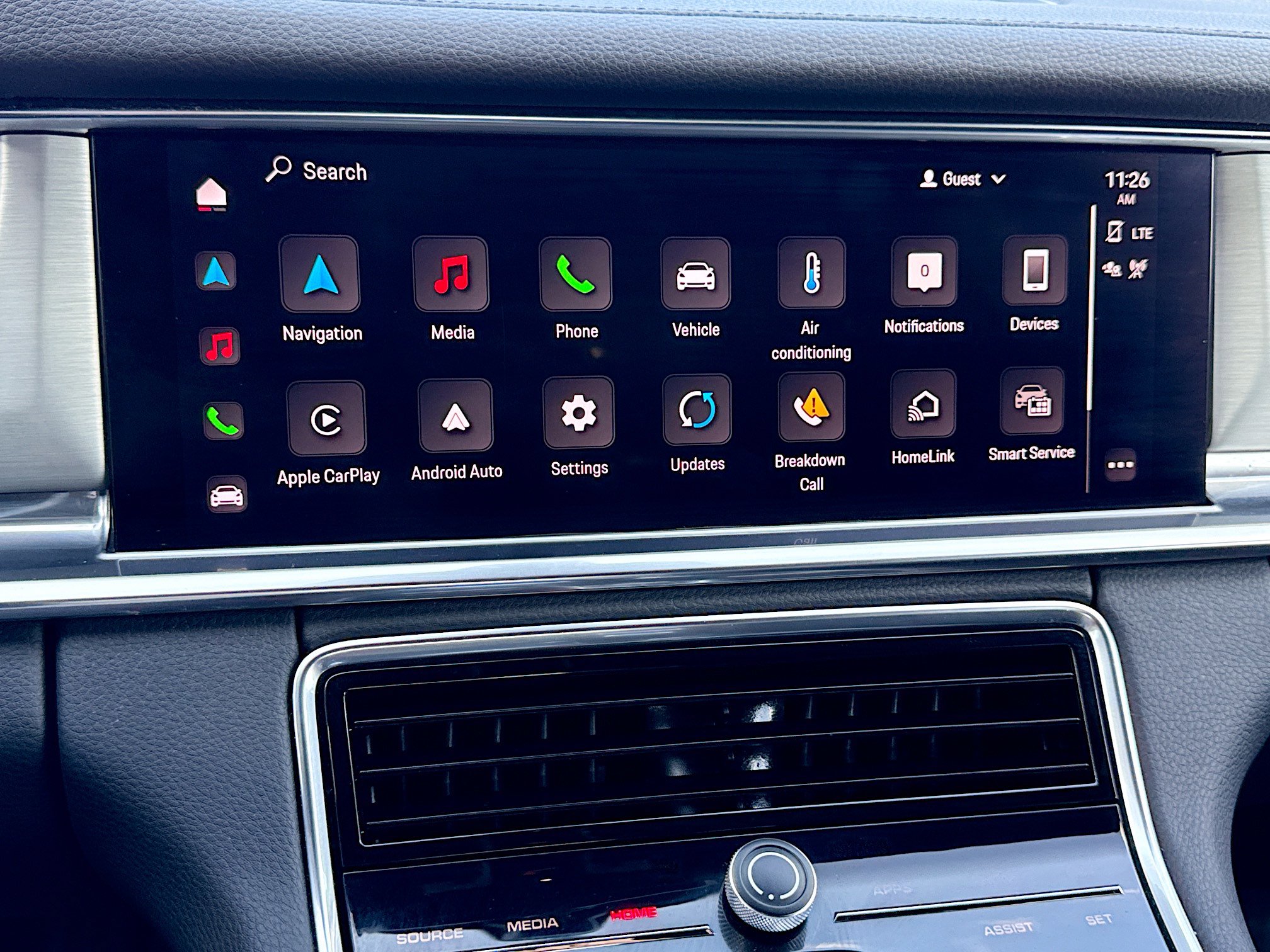 Used 2022 Porsche Panamera 4 Platinum Edition image 30