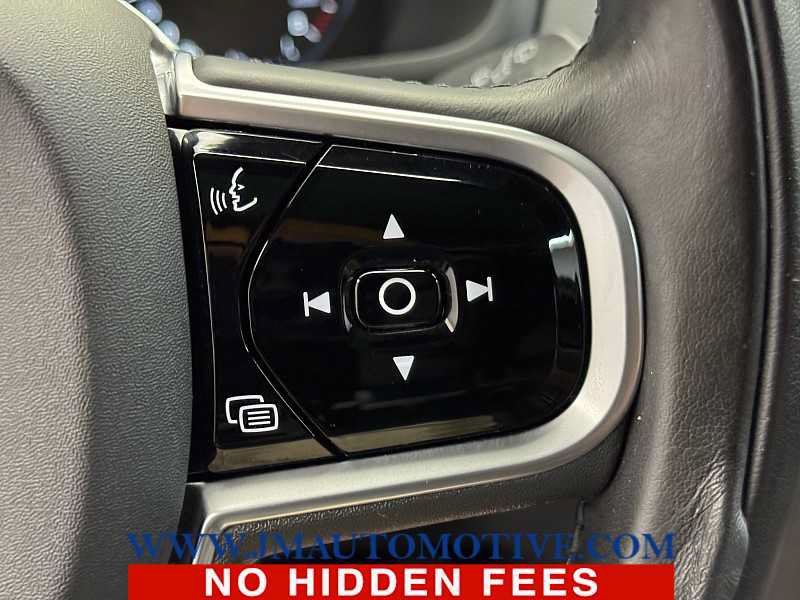 Used 2020 Volvo XC90 T6 Momentum AWD/4WD image 41