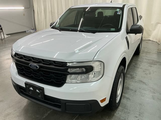 Used 2023 Ford Maverick Lariat FWD image 9