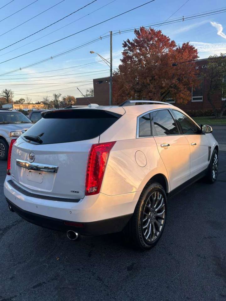 Used 2015 Cadillac SRX Luxury w/ Driver Awareness Package AWD/4WD image 4