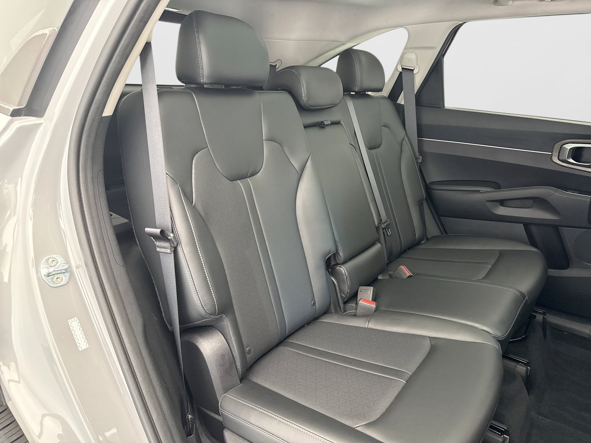 Used 2022 Kia Sorento S w/ Panoramic Sunroof Package AWD/4WD image 19