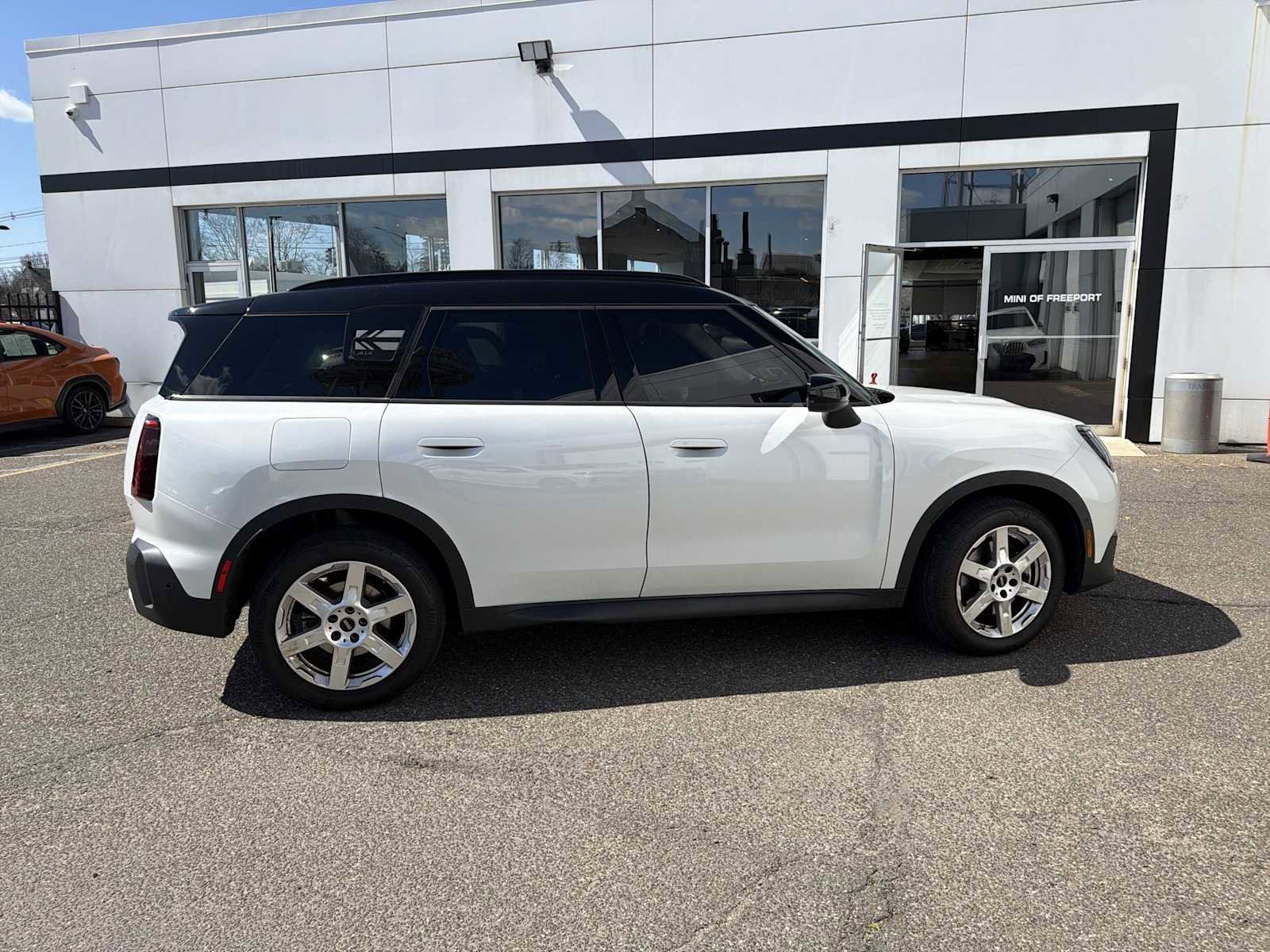 Certified 2025 MINI Cooper Countryman S image 7