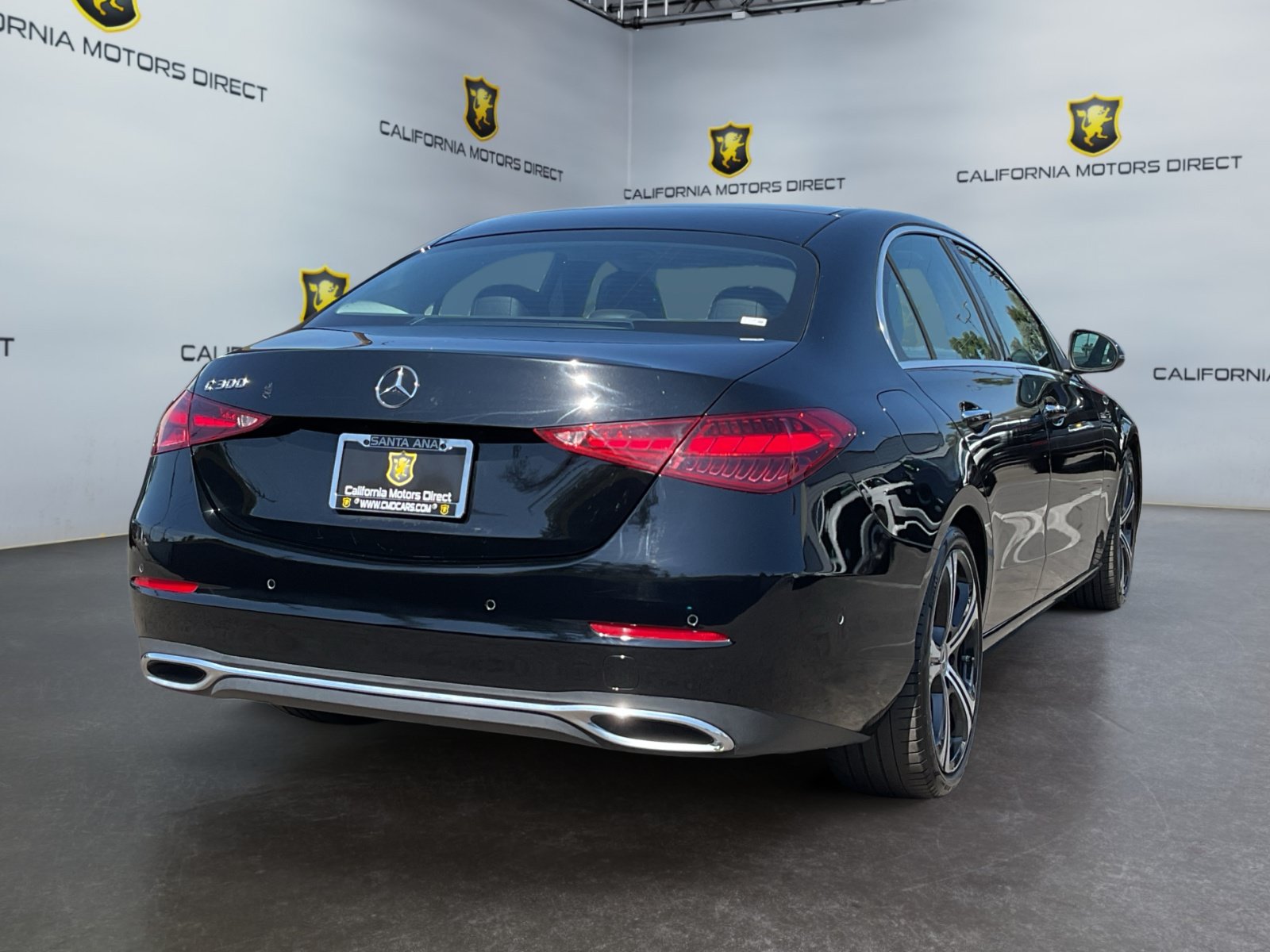 Used 2022 Mercedes-Benz C 300 Sedan w/ Exclusive Trim Package image 5