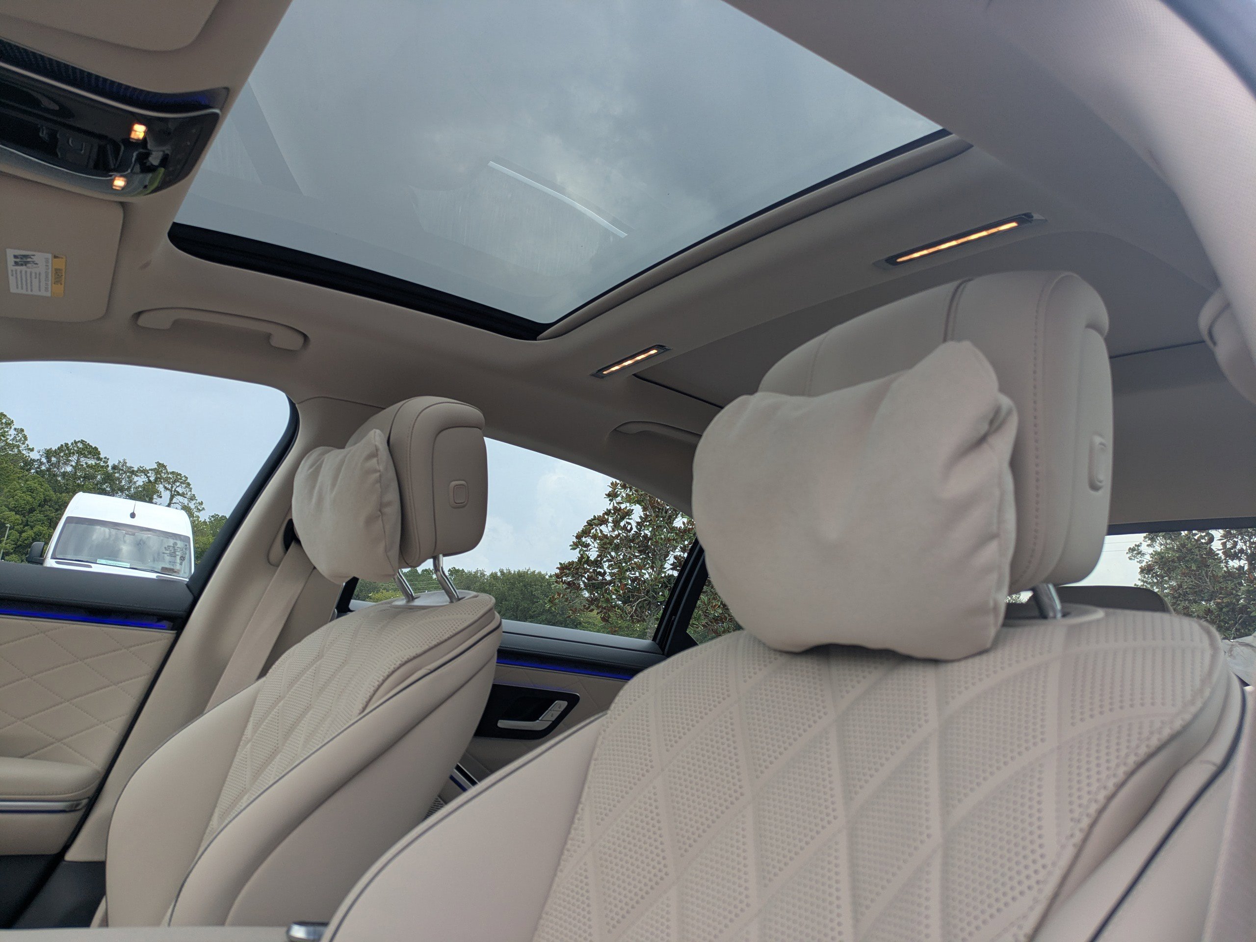 New 2025 Mercedes-Benz S 580 4MATIC Sedan image 4