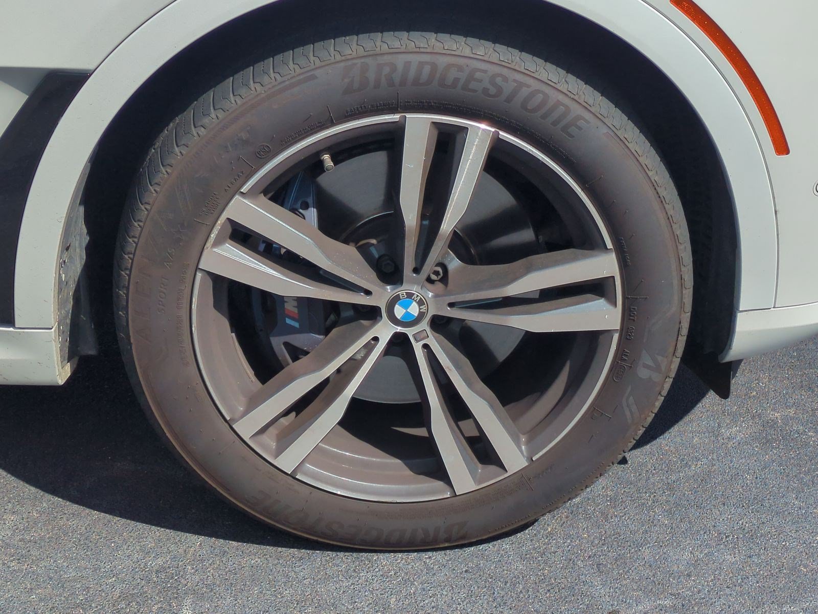 Used 2024 BMW X7 xDrive40i w/ Executive Package AWD/4WD image 13