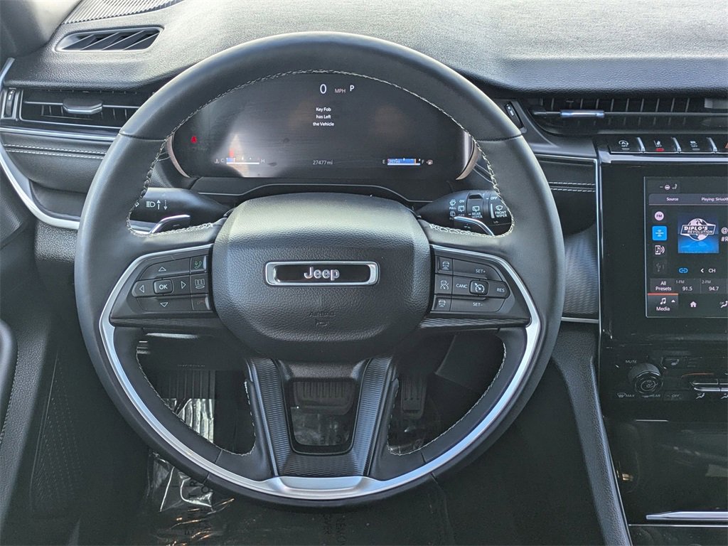 Used 2024 Jeep Grand Cherokee L Laredo image 21