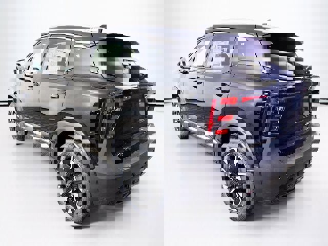 New 2026 Nissan Kicks SV image 7