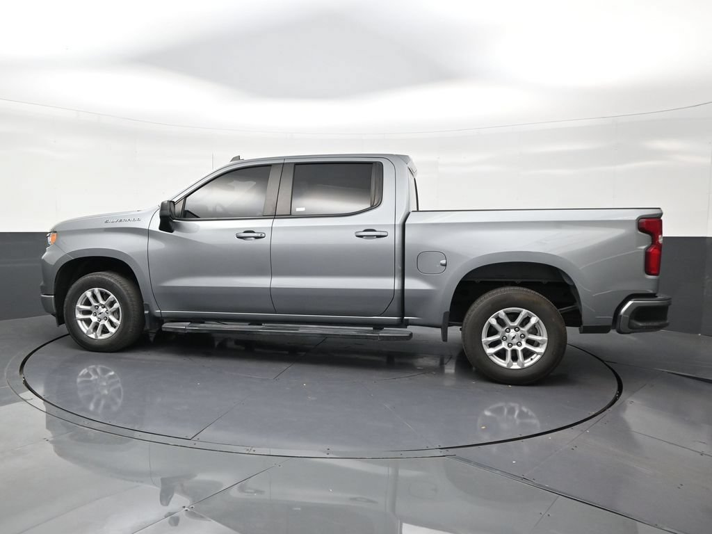 Used 2024 Chevrolet Silverado 1500 RST RWD image 2