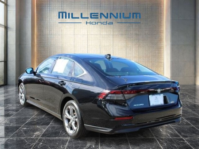 Used 2024 Honda Accord EX image 3