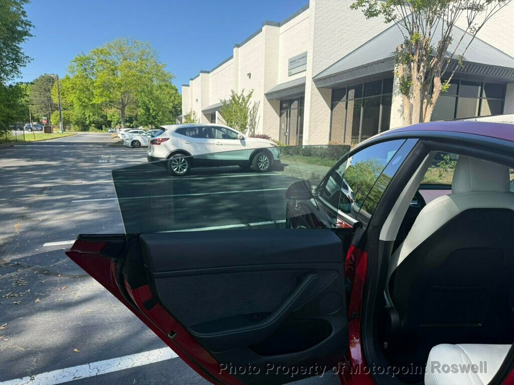 Used 2022 Tesla Model 3 Long Range AWD/4WD image 14