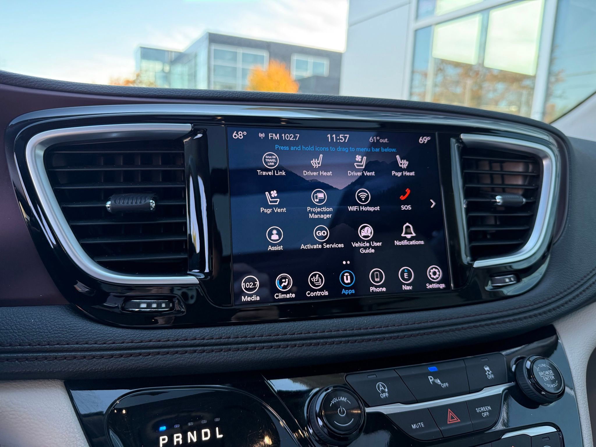 Used 2020 Chrysler Pacifica Limited image 42