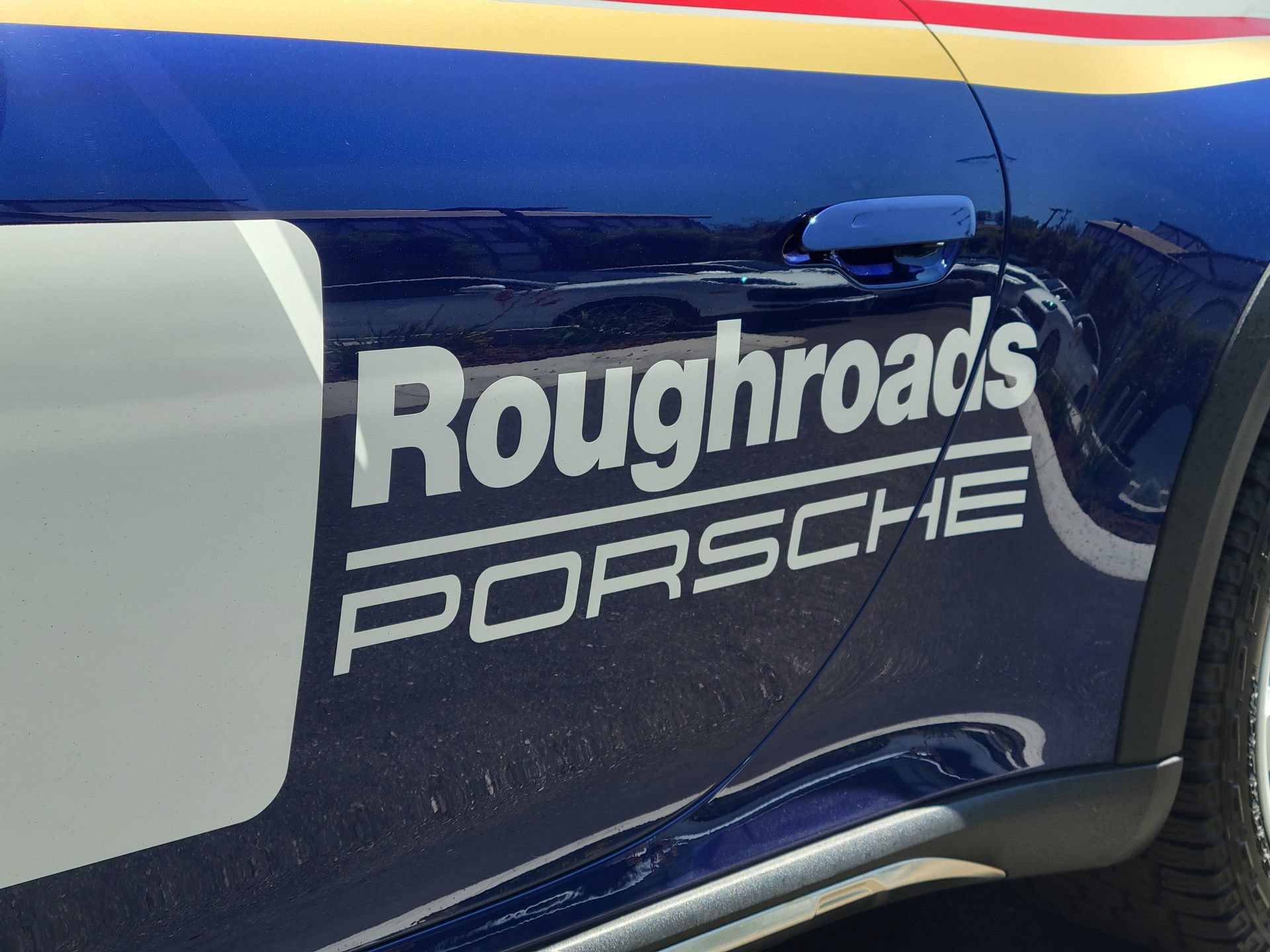 Certified 2024 Porsche 911 Dakar AWD/4WD image 31
