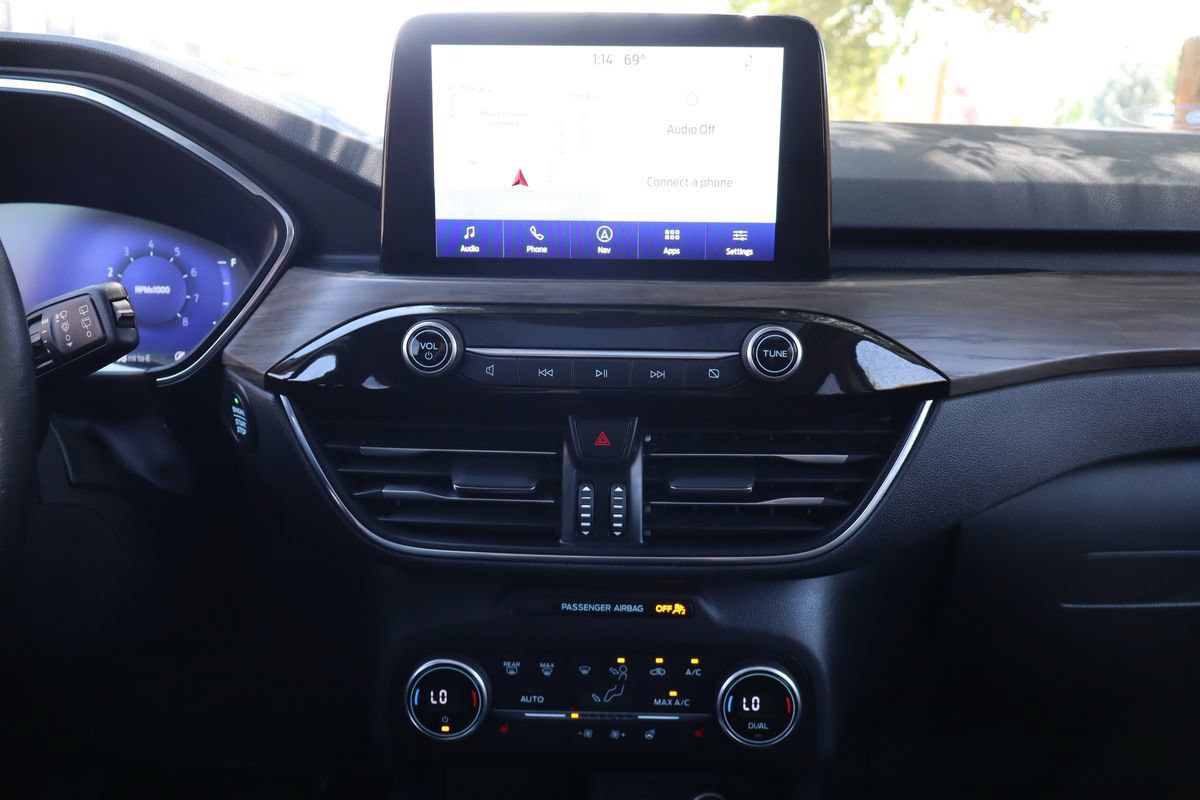 Used 2020 Ford Escape Titanium AWD/4WD image 35