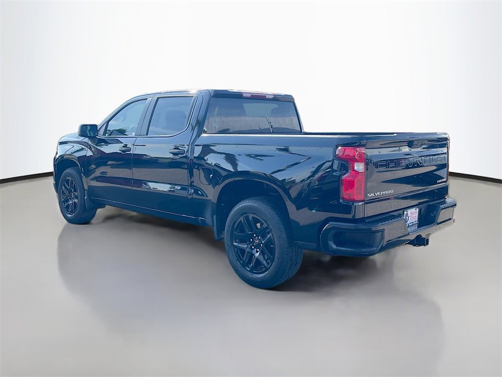 Used 2025 Chevrolet Silverado 1500 Custom image 5