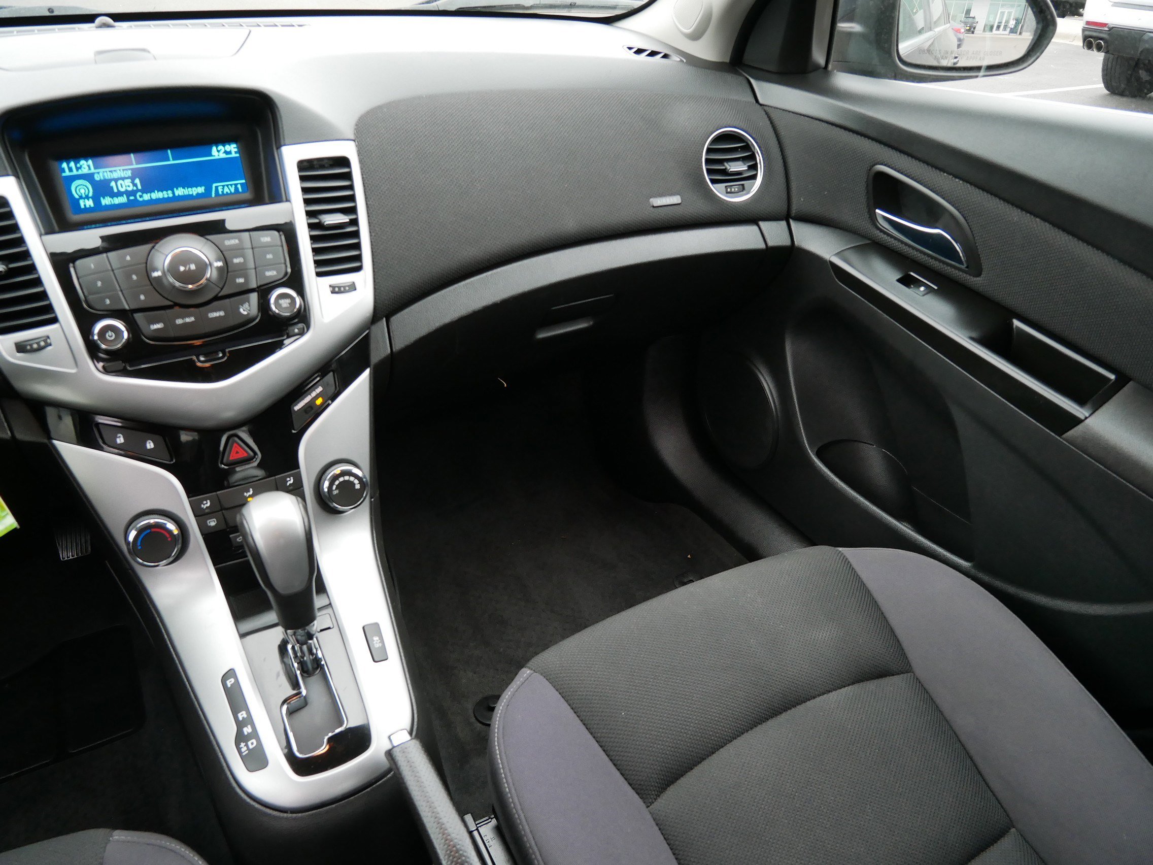 Used 2014 Chevrolet Cruze LT image 11