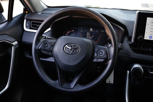 Used 2025 Toyota RAV4 LE FWD image 27